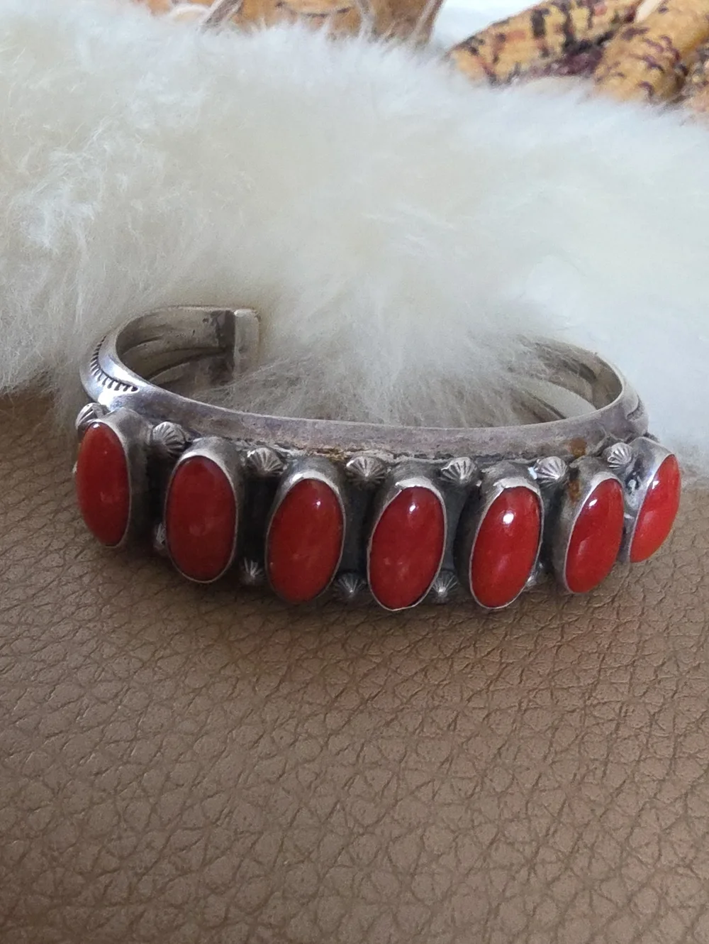 Amazing Native American Navajo Coral & Sterling Cuff By Marie Silver ❤️🎁🩶🪸